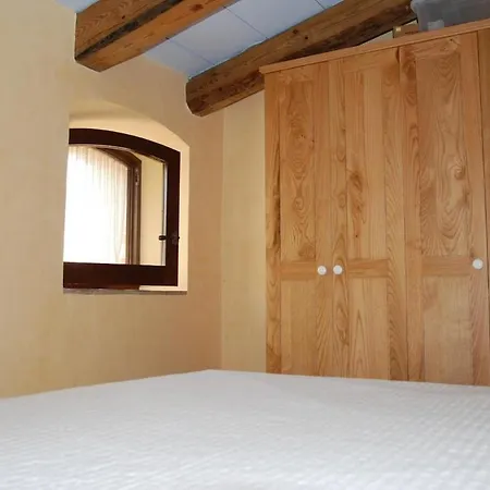 Holiday home Renovated Barn With Garden And Pool - For 8 Corsa