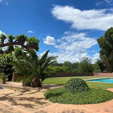 Renovated Barn With Garden And Pool - For 8 Holiday home Corsa