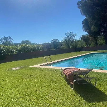 Renovated Barn With Garden And Pool - For 8 Holiday home *